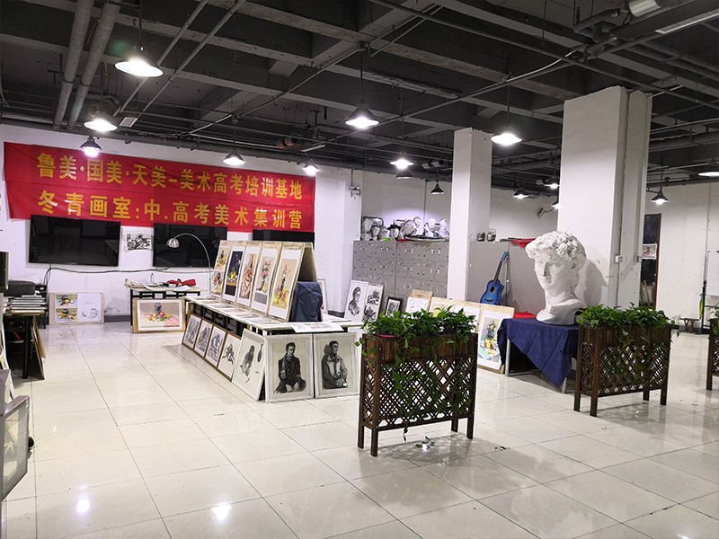 冬青畫室特色科目